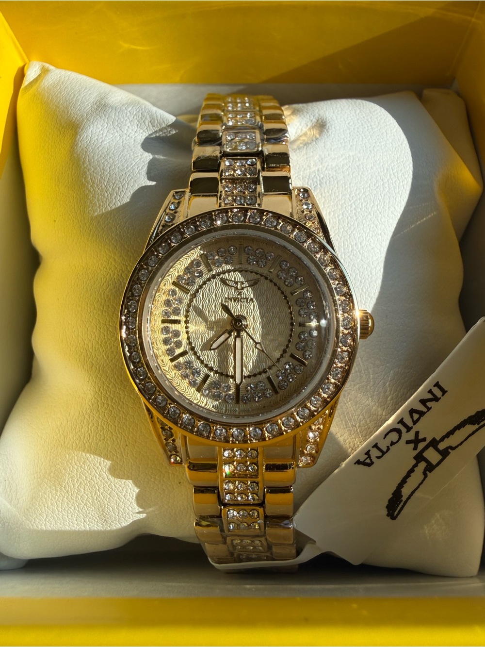 Invicta Wildflower 32mm Crystal Gold Tone Watch New in Box